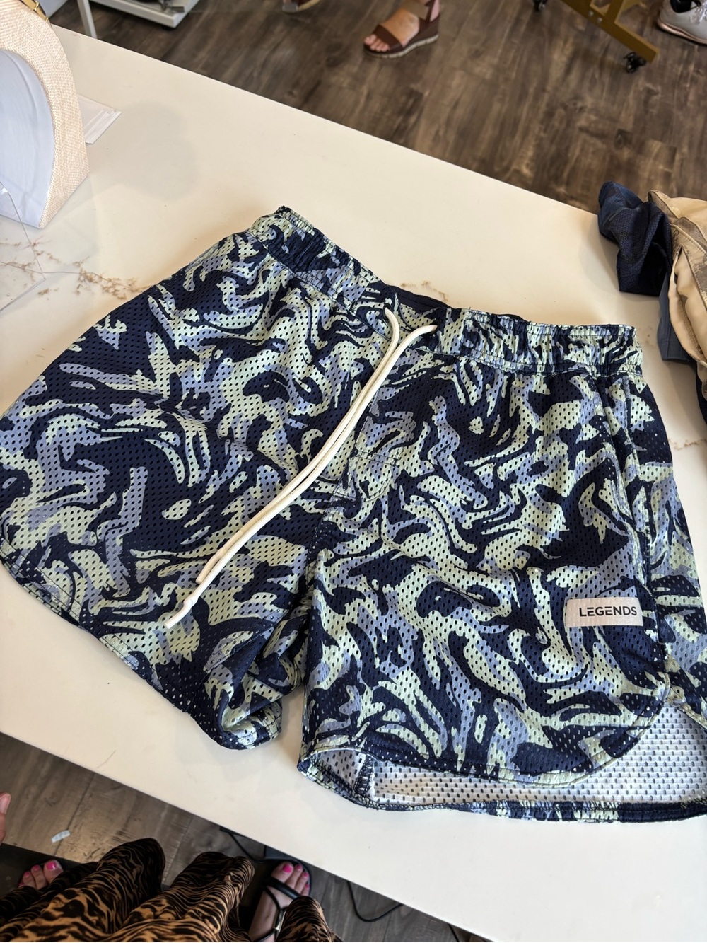 LEGENDS Men's Navy & Light Green Athletic Mesh Shorts